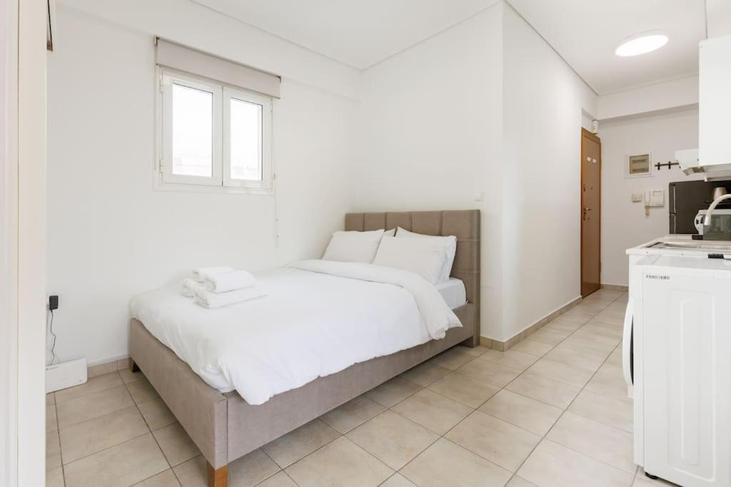 Appartamento Adorable Sunny With Private Balcony Ii Atene