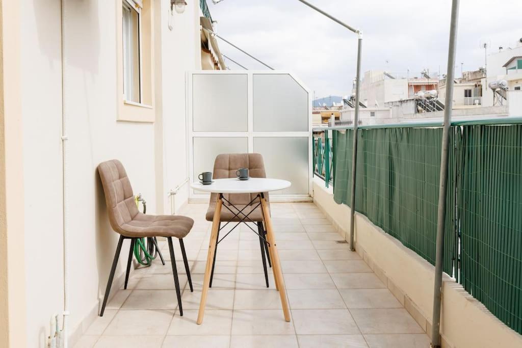 Adorable Sunny With Private Balcony Ii
